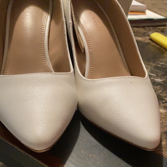 White chunky heel - Picture 1 of 6